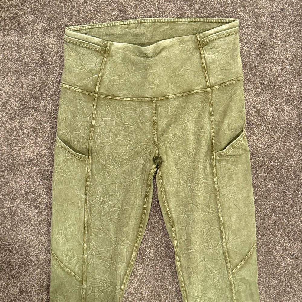 Lululemon leggings - Picture 2 of 5